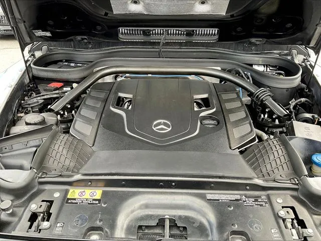 Mercedes-Benz G-Class photo 32