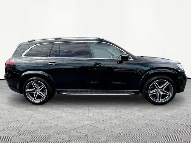 Mercedes-Benz GLS photo 8