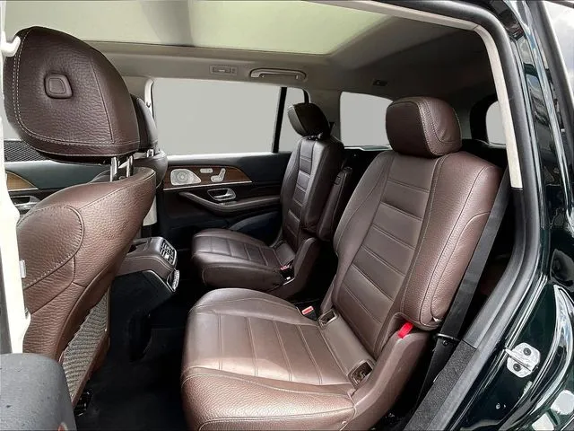 Mercedes-Benz GLS photo 23