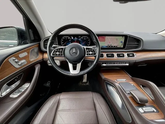 Mercedes-Benz GLS photo 10