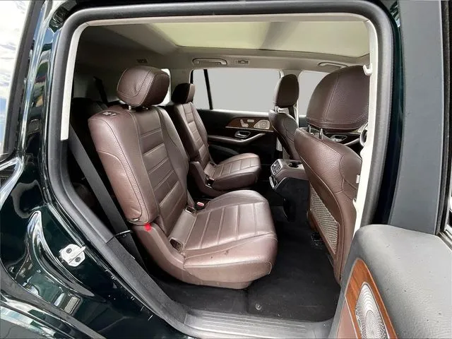Mercedes-Benz GLS photo 26