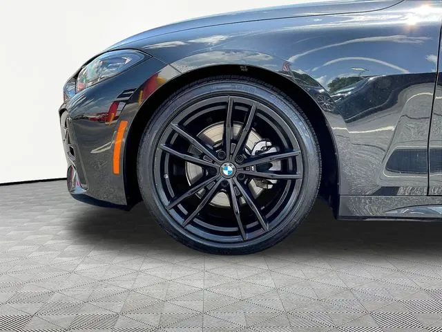 BMW 4 Series photo 32