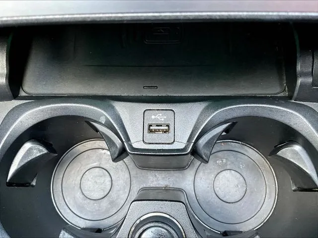BMW 4 Series photo 17