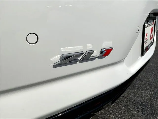 Chevrolet Camaro photo 24