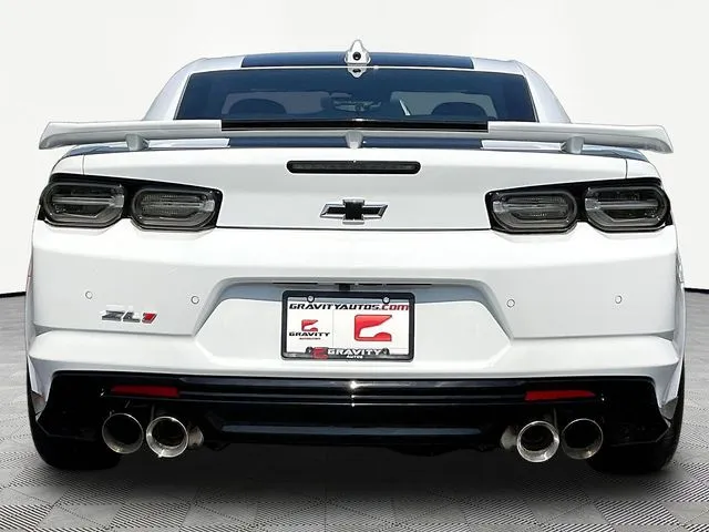 Chevrolet Camaro photo 6