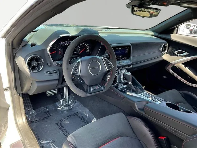 Chevrolet Camaro photo 17