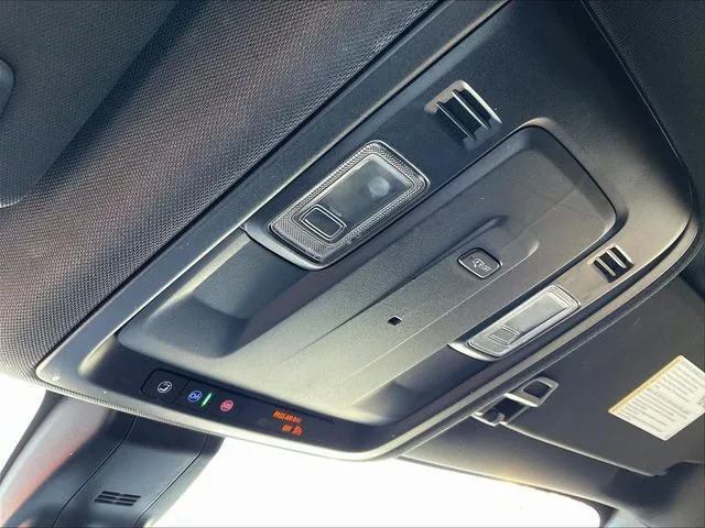 Chevrolet Tahoe photo 17