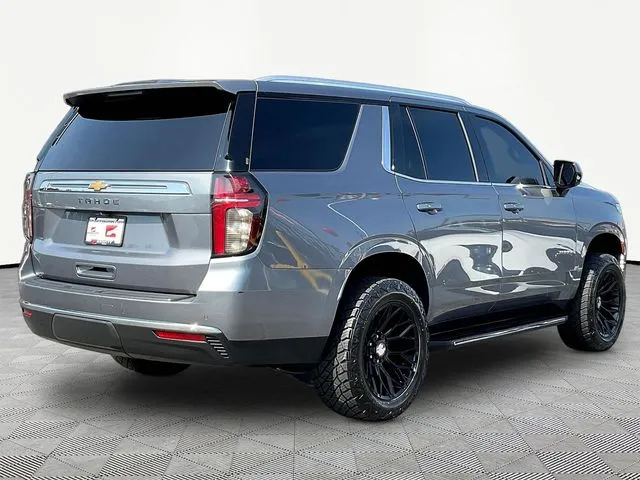 Chevrolet Tahoe photo 7