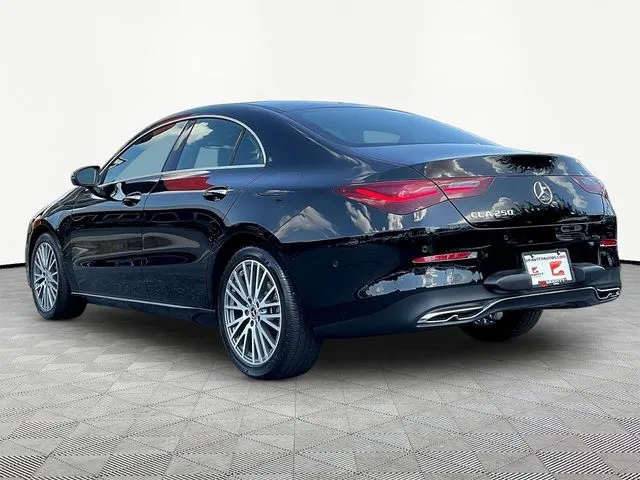 Mercedes-Benz CLA photo 5