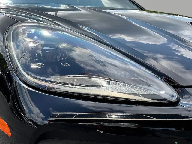Porsche Cayenne photo 33