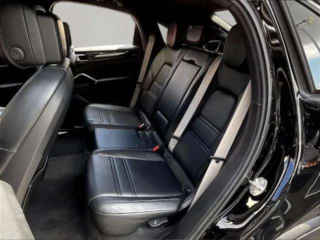 Porsche Cayenne photo 23