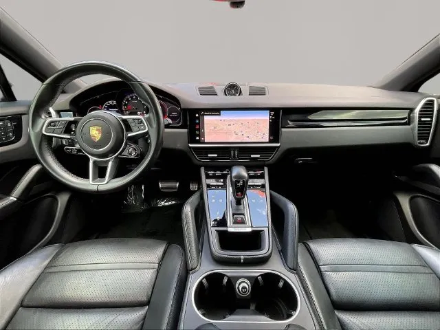 Porsche Cayenne photo 9