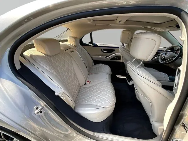 Mercedes-Benz S-Class photo 26