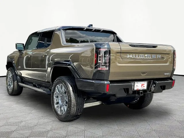 GMC Hummer EV Pickup photo 5