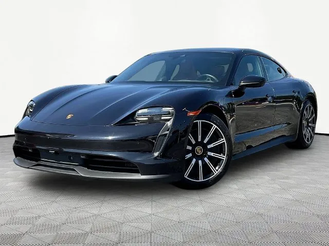 Porsche Taycan photo 3