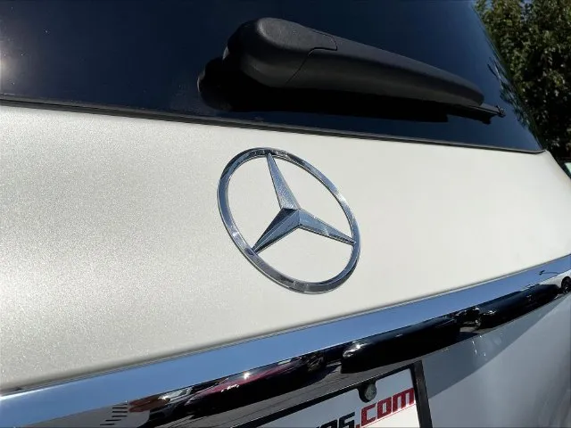 Mercedes-Benz GLS photo 26