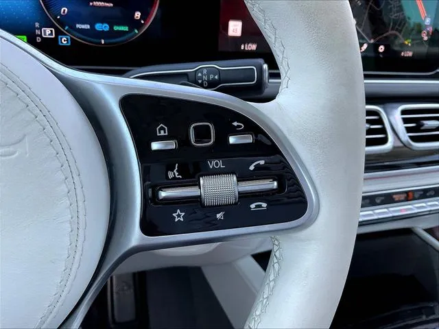 Mercedes-Benz GLS photo 14
