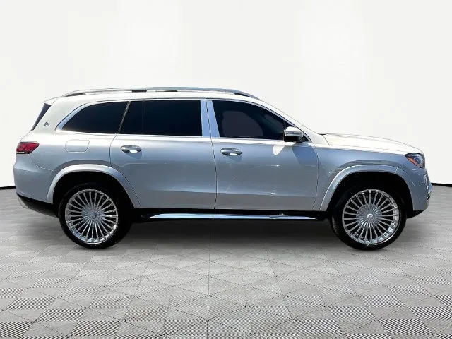 Mercedes-Benz GLS photo 8