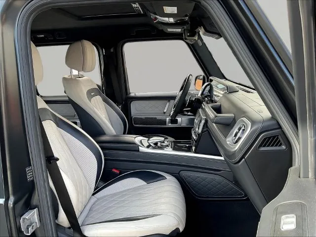 Mercedes-Benz G-Class photo 31