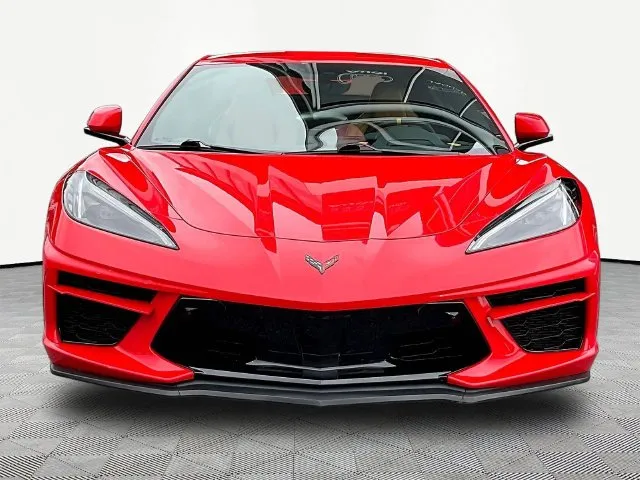 Chevrolet Corvette photo 2