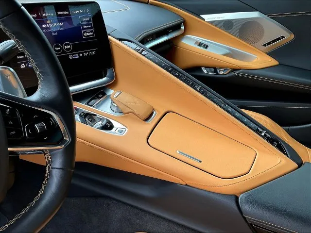 Chevrolet Corvette photo 17