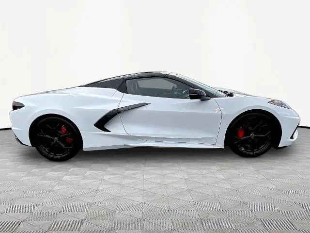Chevrolet Corvette photo 8