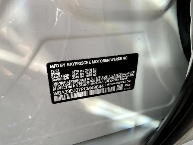 BMW 7 Series photo 20
