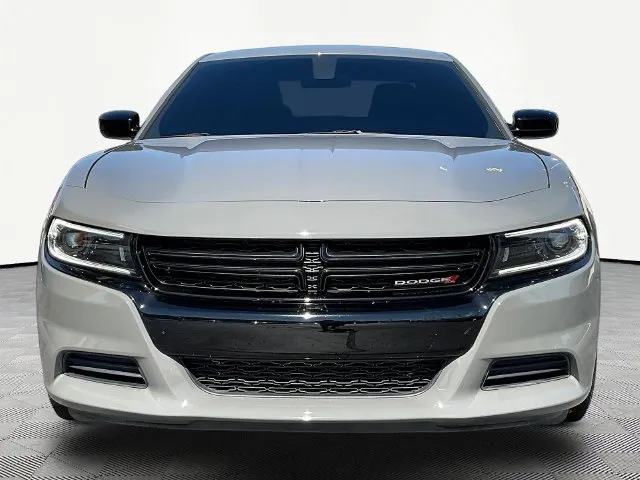 Dodge Charger photo 2