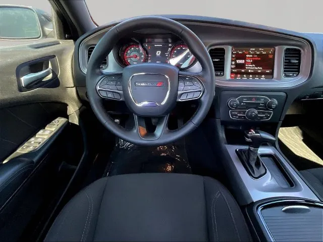 Dodge Charger photo 10