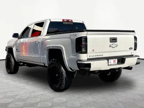 More photos of 2018 Chevrolet Silverado 1500 LT at Gravity Autos Marietta, GA