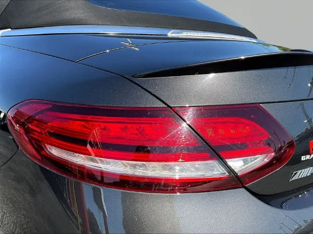 Mercedes-Benz C-Class photo 23