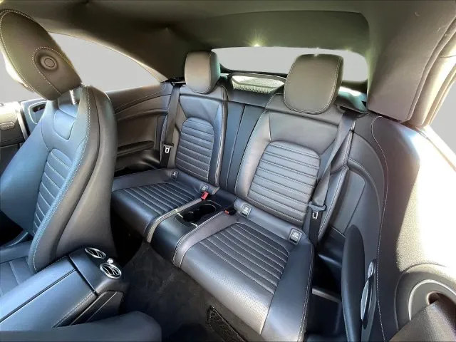 Mercedes-Benz C-Class photo 22