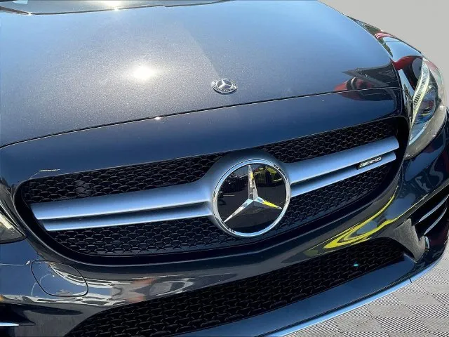 Mercedes-Benz C-Class photo 32