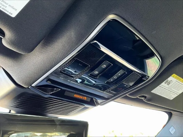 Land Rover Range Rover Sport photo 17
