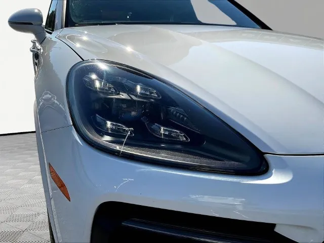 Porsche Cayenne photo 33