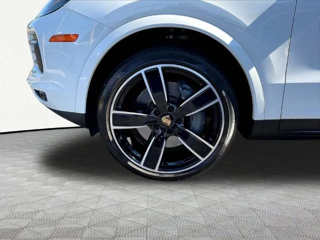 Porsche Cayenne photo 35