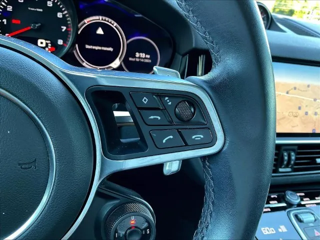 Porsche Cayenne photo 14