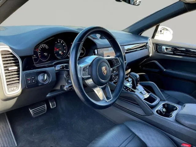 Porsche Cayenne photo 18