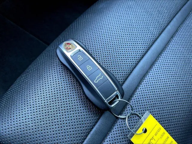 Porsche Cayenne photo 36