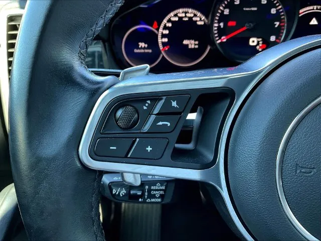 Porsche Cayenne photo 13