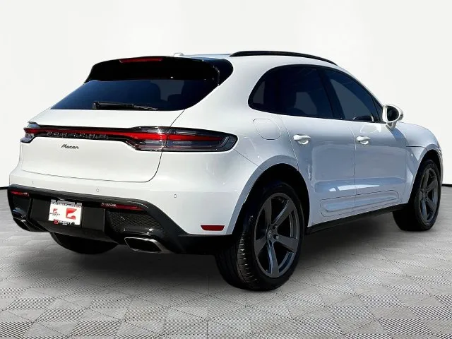 Porsche Macan photo 7