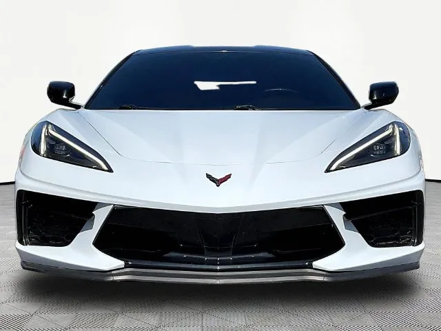 Chevrolet Corvette photo 2
