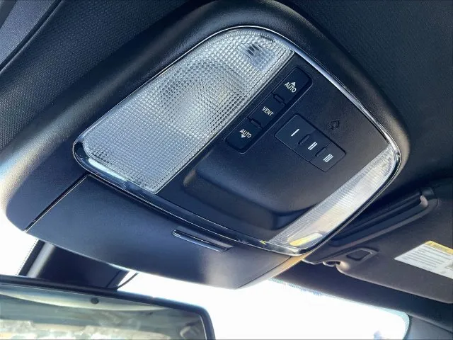 Dodge Charger photo 17