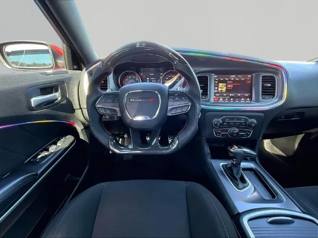 Dodge Charger photo 10