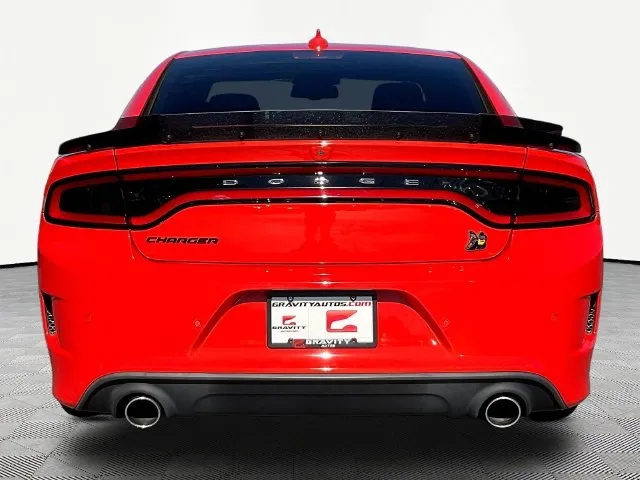 Dodge Charger photo 6