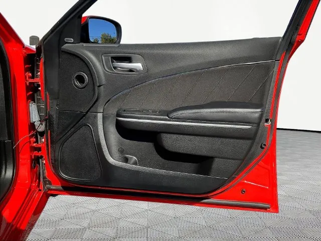 Dodge Charger photo 30