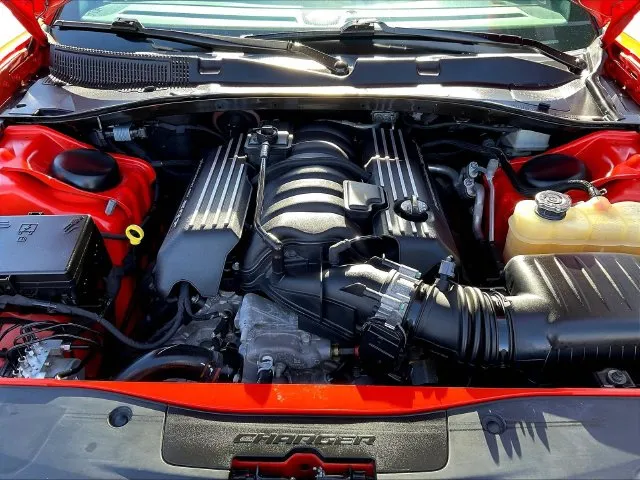 Dodge Charger photo 32