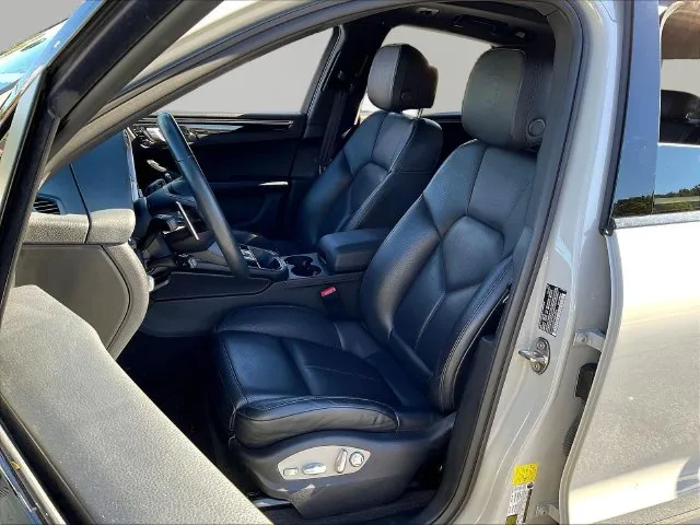 Porsche Macan photo 21