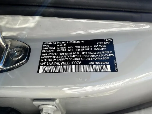Porsche Macan photo 19