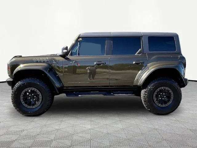 Ford Bronco photo 4
